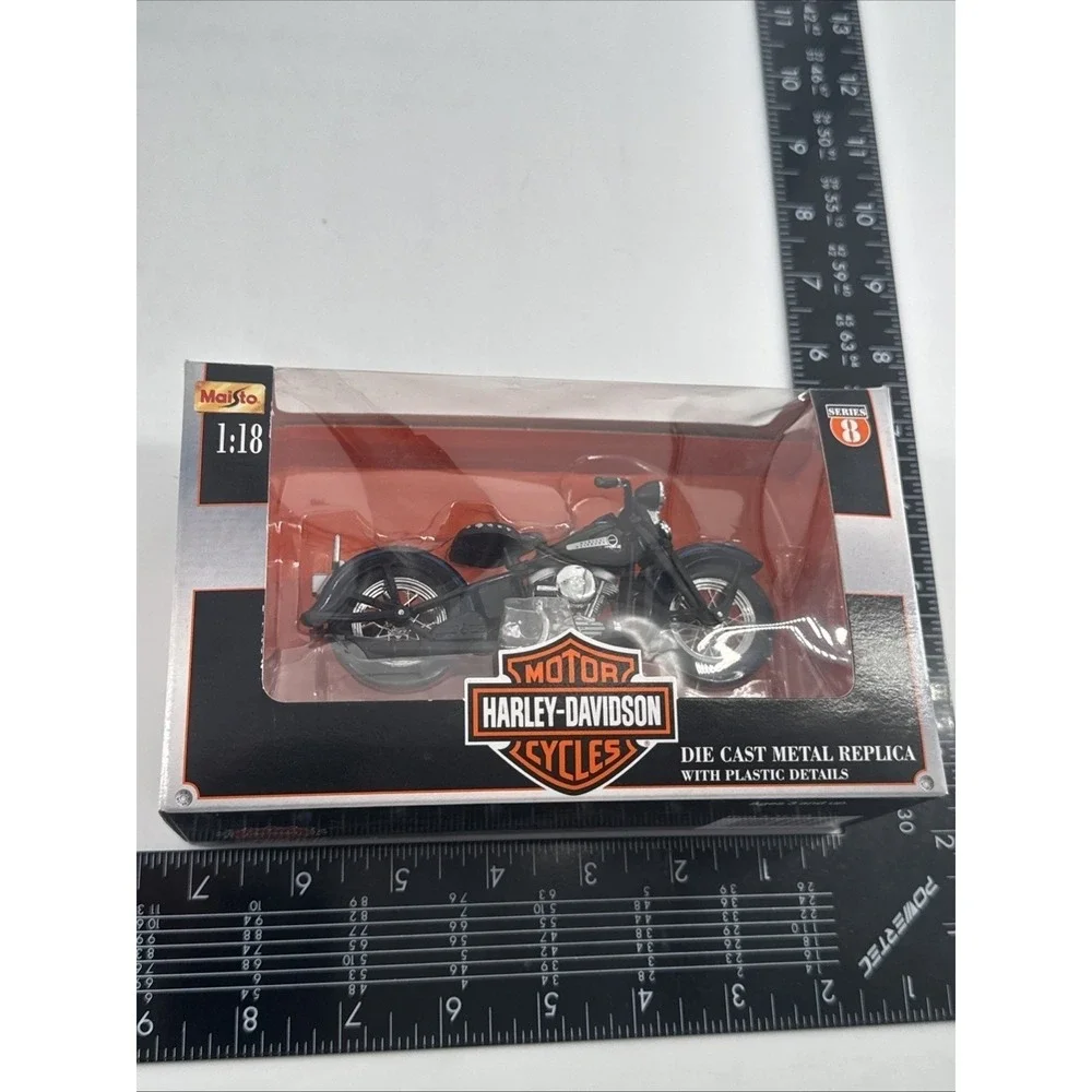 Harley Davidson 1948 FL‎ Panhead 1:18 Die Cast 2000 Maisto Series 8 #31760